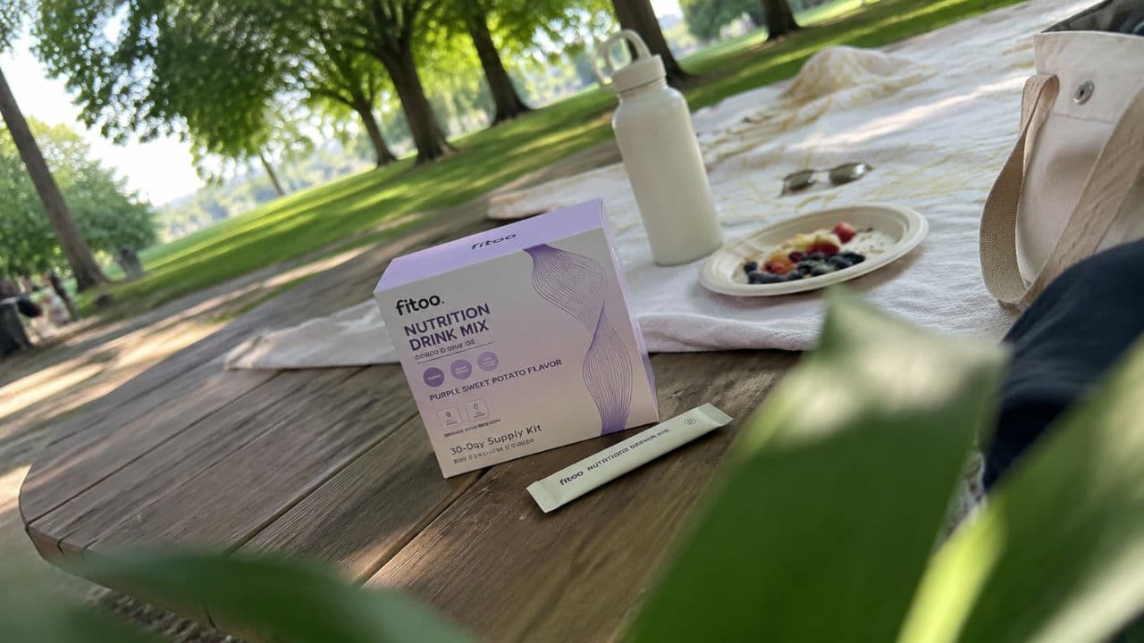 How to Use a Meal Replacement as Part of a Balanced Daily Routine - cover image
